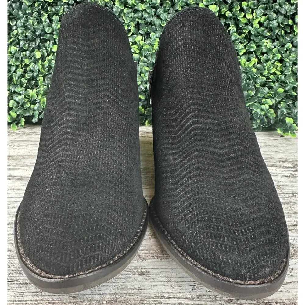 LUCKY BRAND Fhuna Ankle Bootie Women’s‎ 8M Black Suede Low Cut Boots Casual Chic
